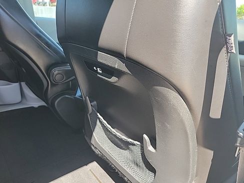 Used 2024 Chrysler Pacifica Touring-L FWD image 41