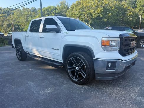 Used 2015 GMC Sierra 1500 SLE w/ Carbon-22 Edition AWD/4WD image 7