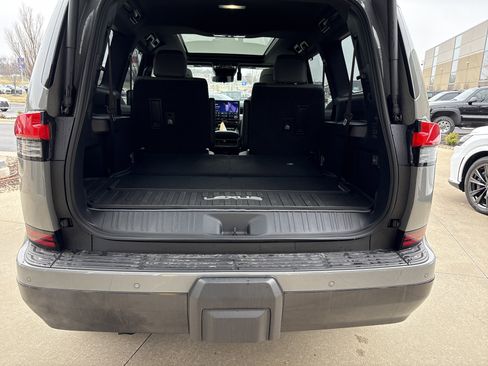 Certified 2025 Lexus GX 550 w/ Accessory Package (2T) image 31