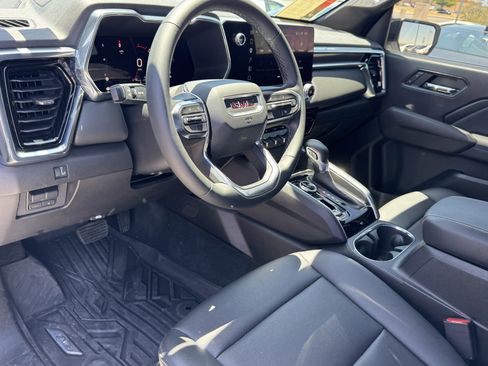 Used 2023 GMC Canyon Elevation w/ Elevation Premium Package AWD/4WD image 15
