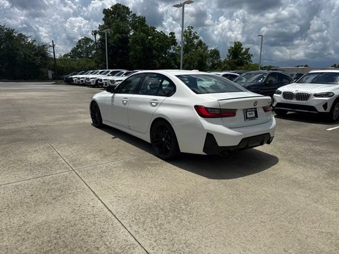 Used 2023 BMW 330i Sedan w/ M Sport Package RWD image 3