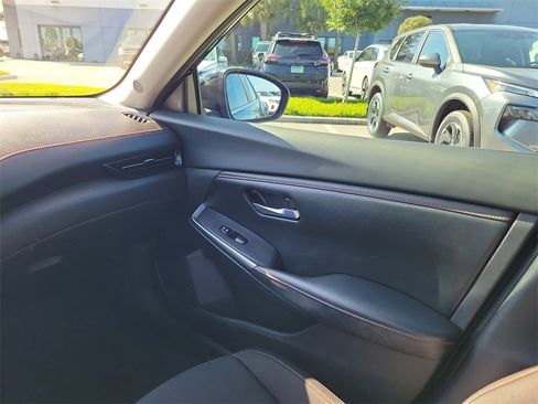 Certified 2023 Nissan Sentra SR w/ Trunk Package image 19