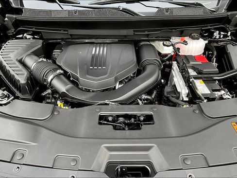 New 2026 Chevrolet Traverse LT w/ Driver Confidence Package image 12