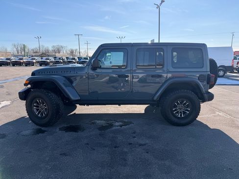 Used 2024 Jeep Wrangler Unlimited Rubicon 392 image 6