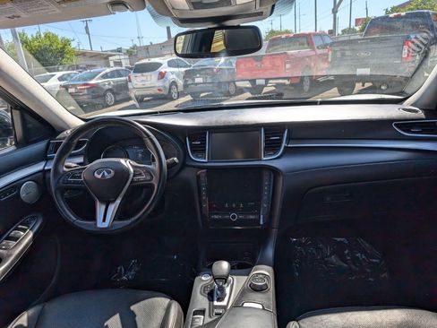 Used 2019 INFINITI QX50 Essential w/ Proactive Package FWD image 13
