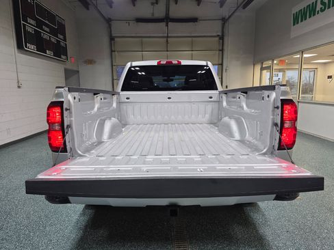 Used 2019 Chevrolet Silverado 1500 Custom w/ Custom Convenience Package image 21