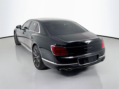 Used 2023 Bentley Flying Spur Azure image 3