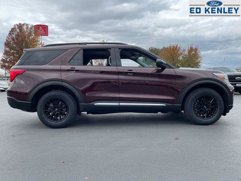 Used 2022 Ford Explorer XLT w/ Equipment Group 202A image 26