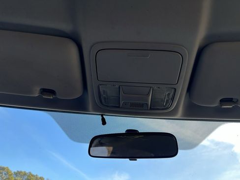 Used 2007 Honda CR-V LX image 15