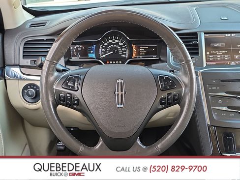 Used 2013 Lincoln MKS FWD image 13