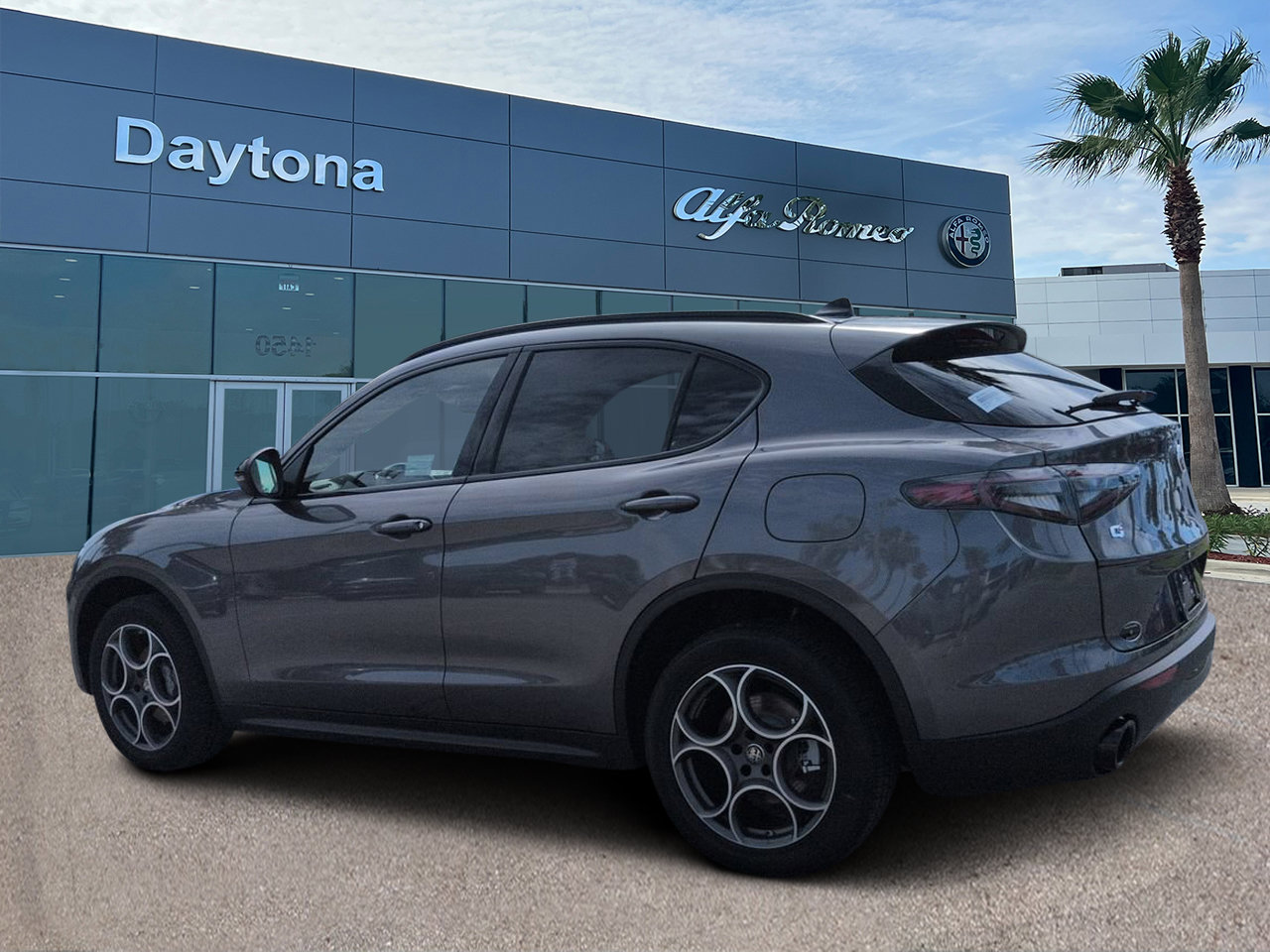 New 2026 Alfa Romeo Stelvio Sprint w/ Convenience Package AWD/4WD image 5