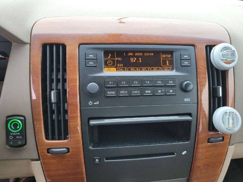 Used 2007 Cadillac STS w/ Wood Trim Package RWD image 8
