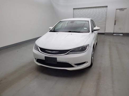 Used 2016 Chrysler 200 Limited FWD image 15
