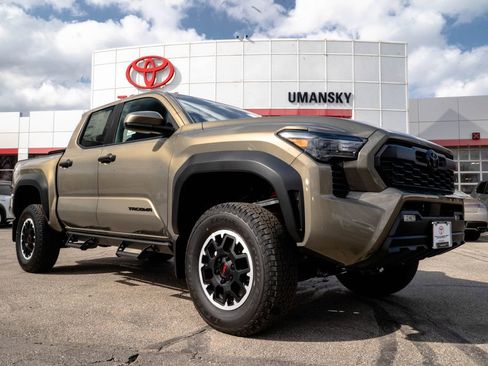 New 2026 Toyota Tacoma TRD Off-Road AWD/4WD image 1