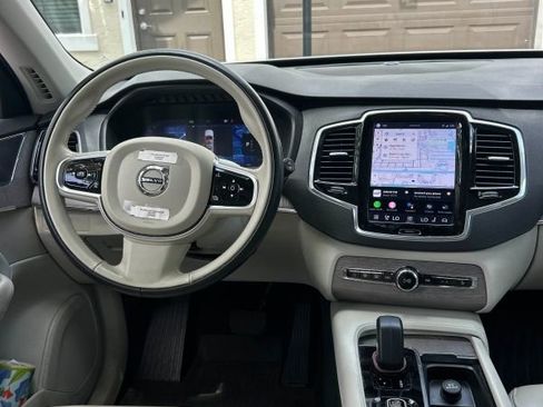 Used 2023 Volvo XC90 B6 Plus w/ Protection Package Premier image 3