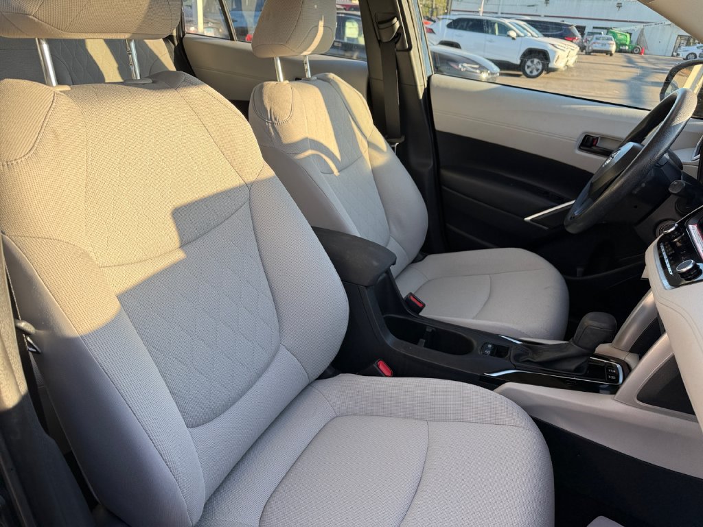 Certified 2025 Toyota Corolla Cross L AWD/4WD image 18