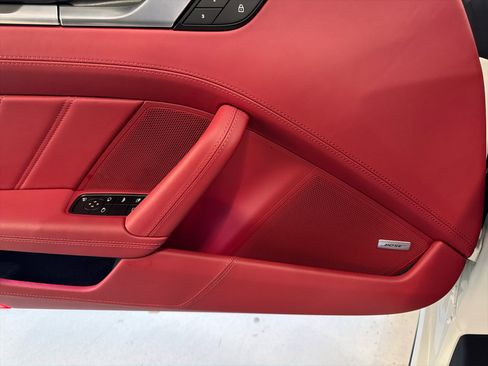 Used 2022 Porsche 911 Turbo S image 16