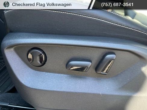 Used 2022 Volkswagen Atlas SE FWD image 33