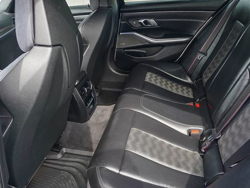 Used 2021 BMW M3 Competition image 24