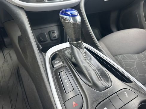 Used 2018 Chevrolet Volt LT image 15