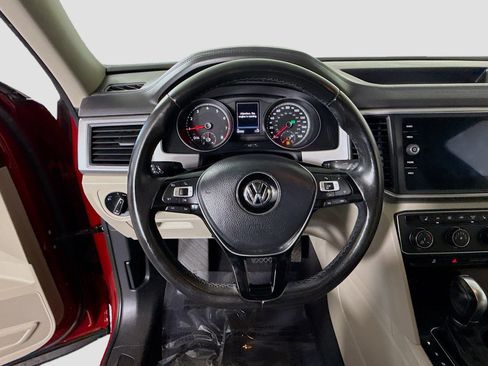 Used 2018 Volkswagen Atlas SE image 13