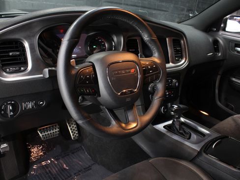 Used 2018 Dodge Charger R/T RWD image 36