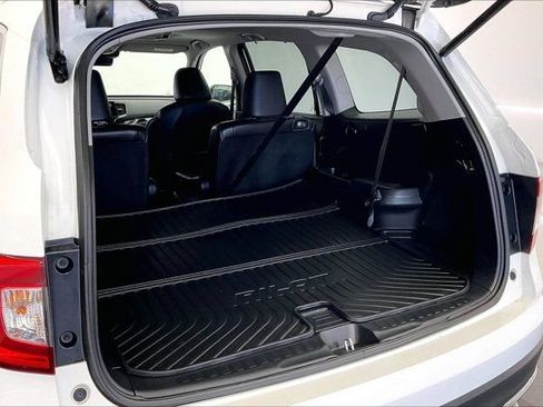 Used 2021 Honda Pilot Touring image 27