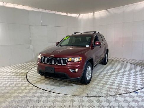 Used 2018 Jeep Grand Cherokee Laredo RWD image 20