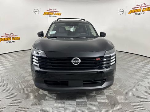 New 2026 Nissan Kicks SR w/ Illumination Package image 9