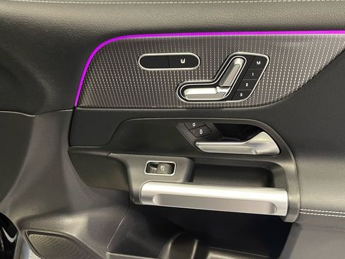 Used 2023 Mercedes-Benz EQB 300 4MATIC w/ Driver Assistance Package image 43