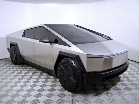 Used 2024 Tesla Cybertruck Cyberbeast AWD/4WD image 6