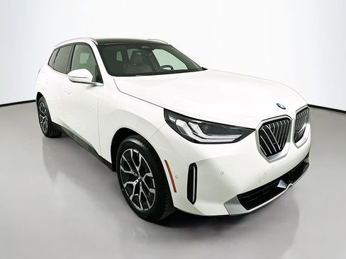 Used 2026 BMW X3 xDrive30 w/ Convenience Package image 3