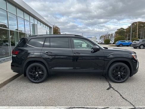 New 2026 Volkswagen Atlas SE AWD/4WD image 8