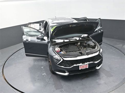 Used 2024 Kia Sportage LX image 36