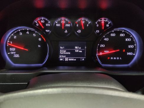 Used 2020 Chevrolet Silverado 1500 Custom w/ Custom Value Package AWD/4WD image 23