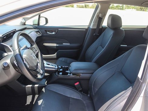 Certified 2019 Honda Clarity Touring image 18