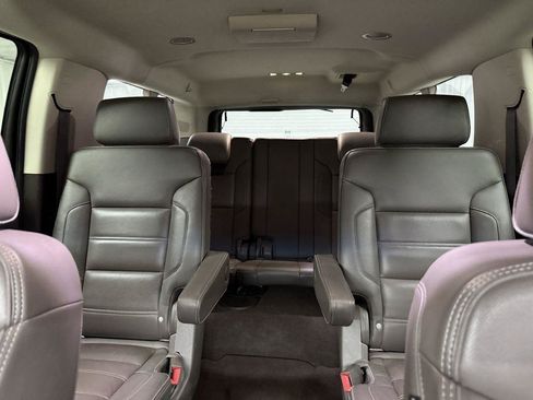 Used 2019 GMC Yukon XL Denali w/ Open Road Package AWD/4WD image 11