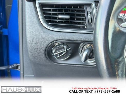 Used 2017 Porsche Macan GTS w/ Premium Package Plus image 40