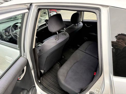 Used 2013 Honda Fit Sport image 6
