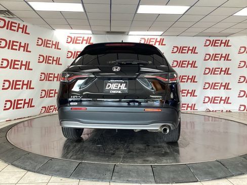 Used 2025 Honda HR-V Sport image 6