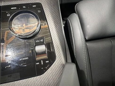 Used 2026 BMW X3 xDrive30 w/ Convenience Package AWD/4WD image 38