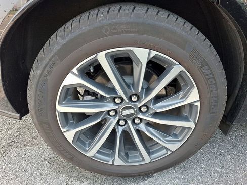 Used 2025 Cadillac Lyriq Sport w/ LPO, Floor Liner Package AWD/4WD image 6