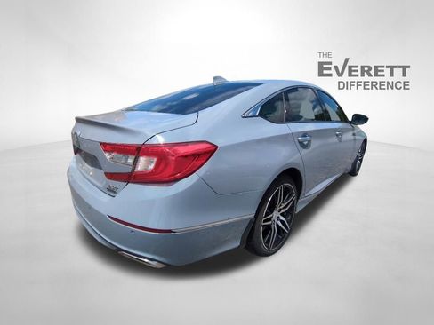 Used 2021 Honda Accord Touring image 4