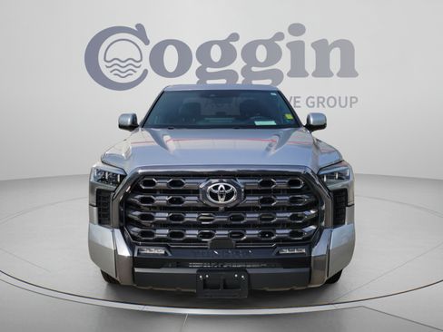 Used 2024 Toyota Tundra Platinum AWD/4WD image 5