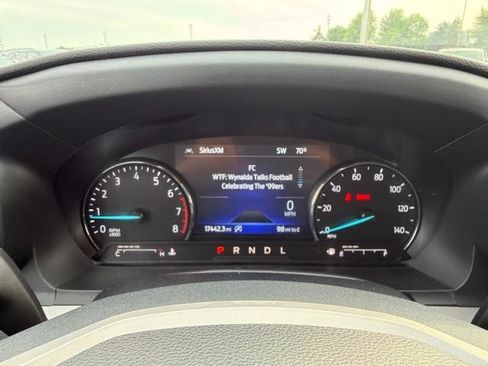 Used 2024 Ford Explorer XLT w/ Equipment Group 202A AWD/4WD image 37