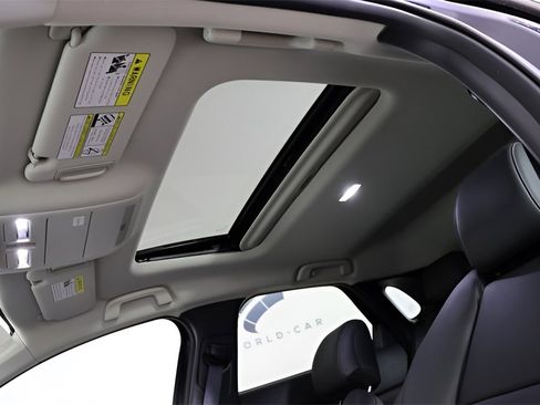 New 2025 MAZDA CX-30 AWD 2.5 S w/ Preferred Package image 44