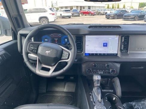 New 2025 Ford Bronco Badlands image 14