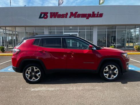 Used 2019 Jeep Compass Limited image 37