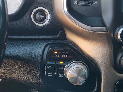 Used 2019 RAM 1500 Laramie image 26