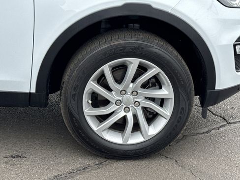 Used 2016 Land Rover Discovery Sport HSE image 21